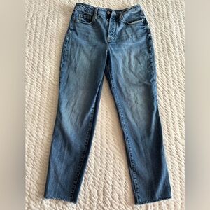 Old Navy Higher High Rise O.G. Straight Secret Smooth Pockets Size 6 Jeans